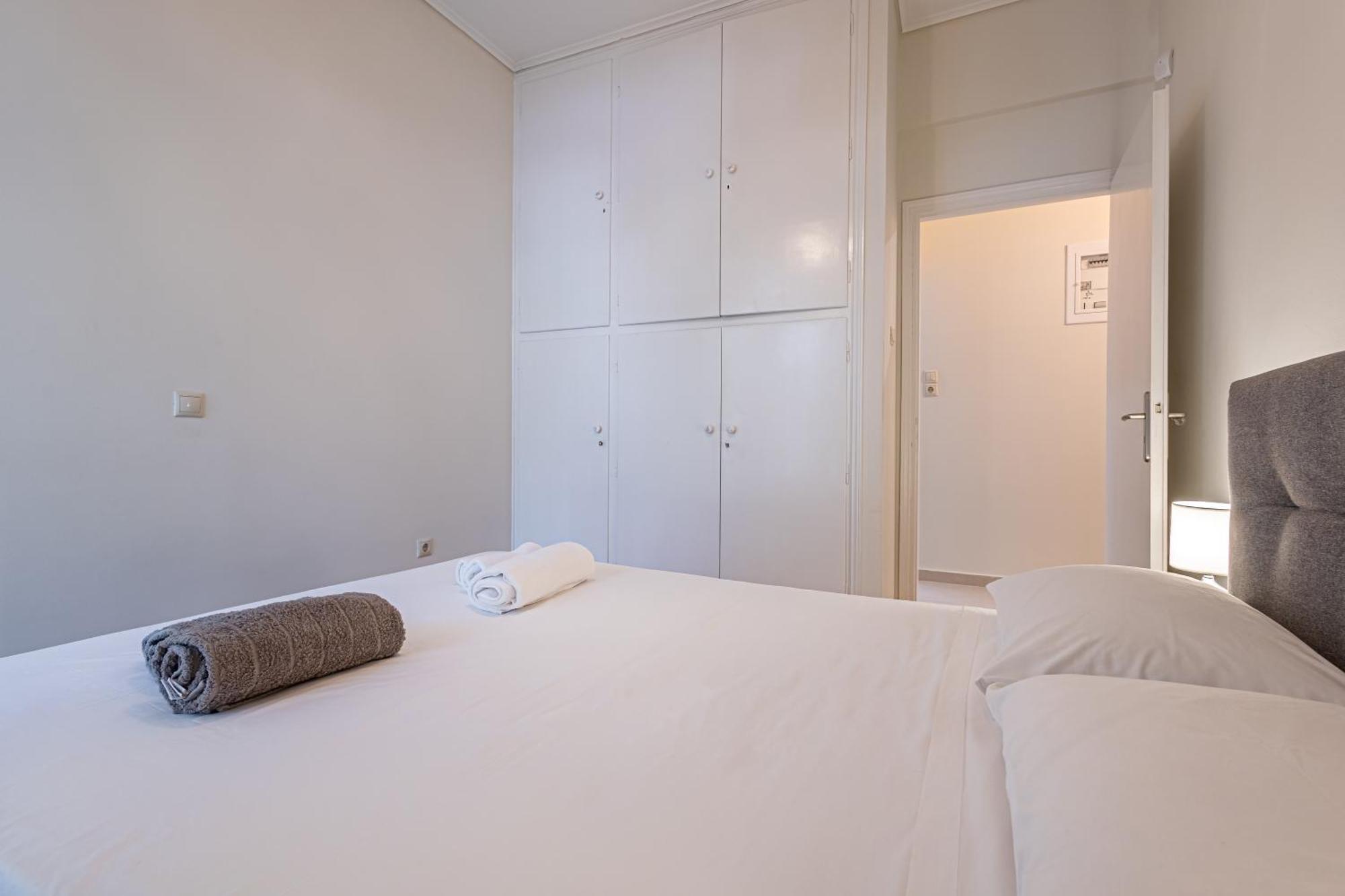 Alimos Marina Beach Apartment Athena Bagian luar foto